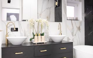 Apartament de LUX cu Gradina 150 mp si Parcare zona Andrei Muresanu - Poză 6