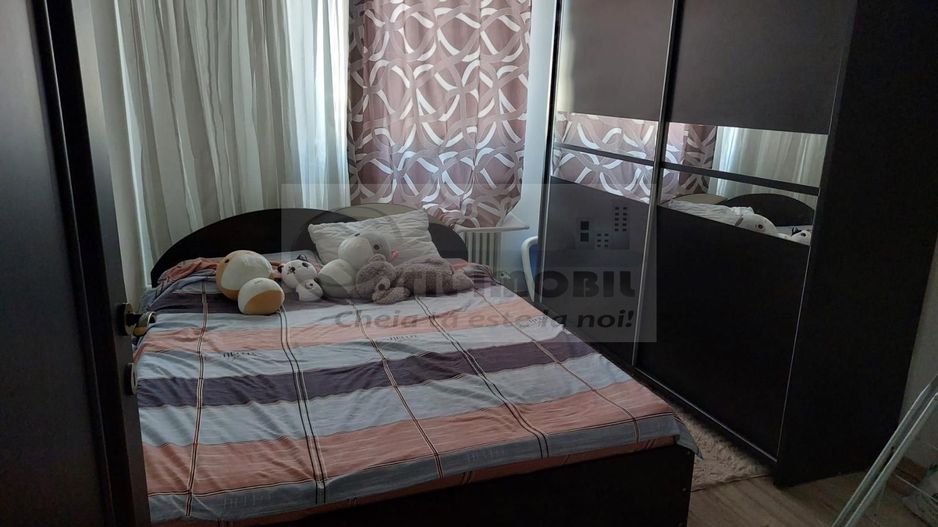 Zimbru, 2 camere decomandat – 40 mp, etaj 6/10 – 80.500 € - Poză 4