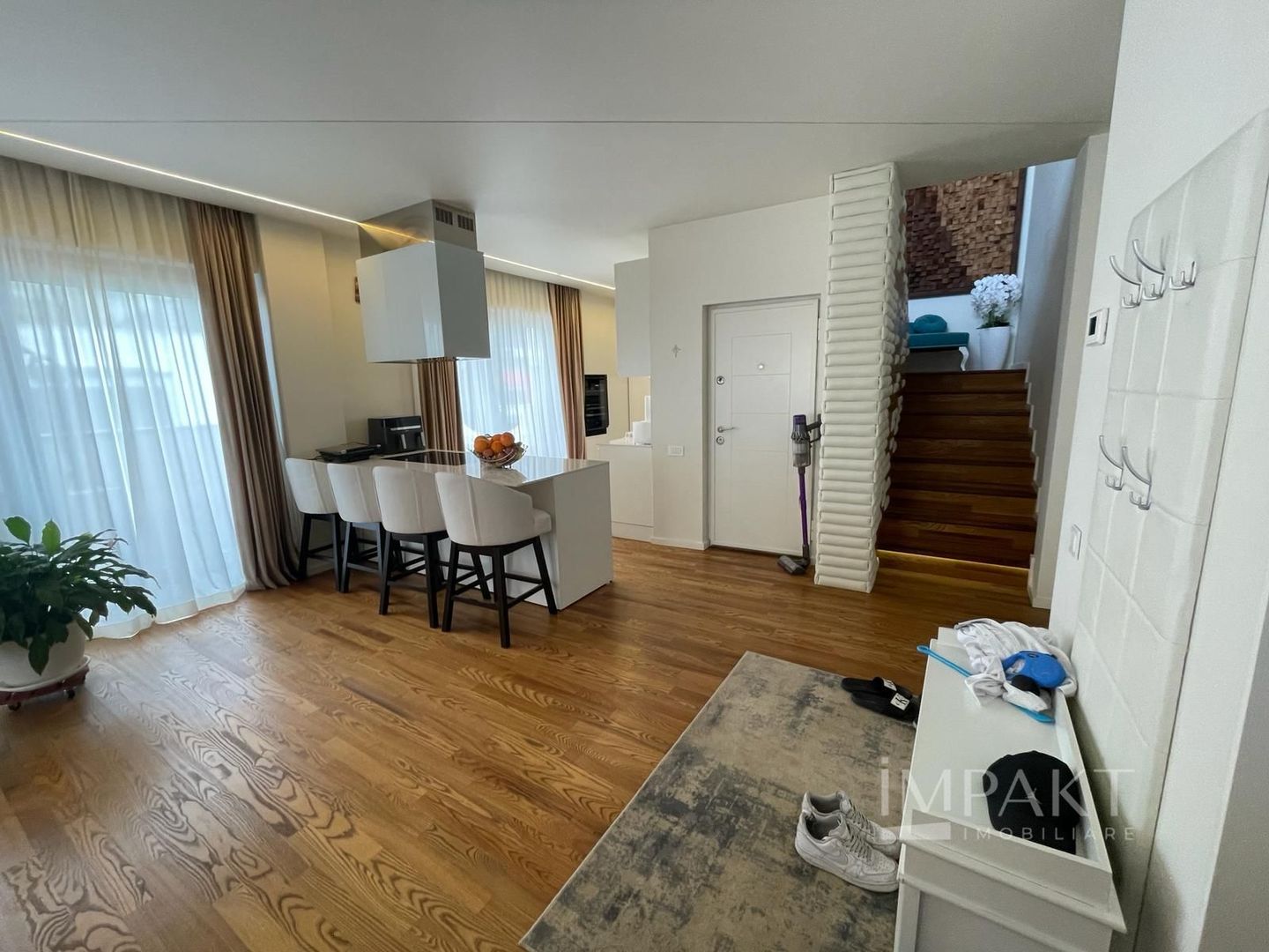 De vanzare - Penthouse 7 camere - Buna Ziua - Poză 10