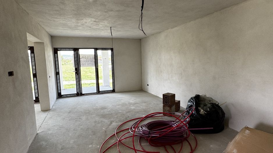 Casa in proces de finisaj de vânzare in Sebeș - Poză 12