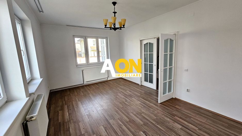 De vanzare casa 3 camere, 802mp teren, Cetate - Poză 4