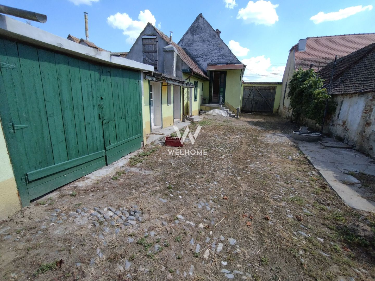 Casa 4 camere, curte si gradina 673 mp, com.Ludos - Poză 4