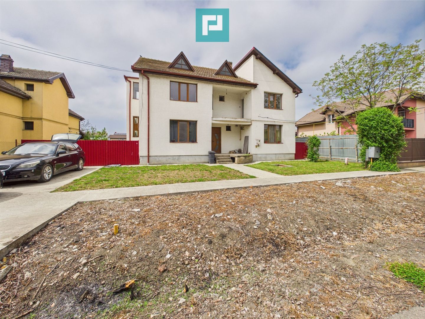 Vilă cu 8 camere în Săcălaz, zonă Centrală - Poză 2