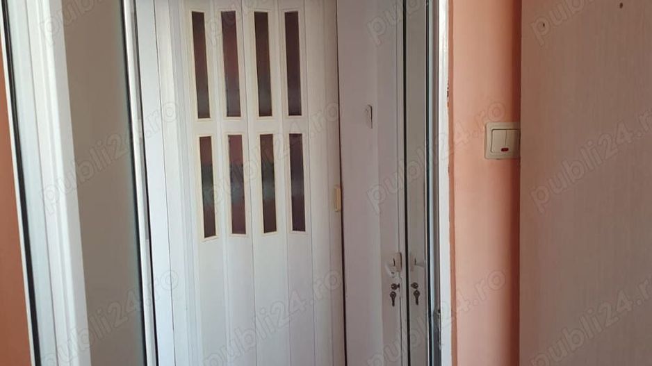 Apartament 2 camere, semidecomandat, Tiglina 1 - Poză 8