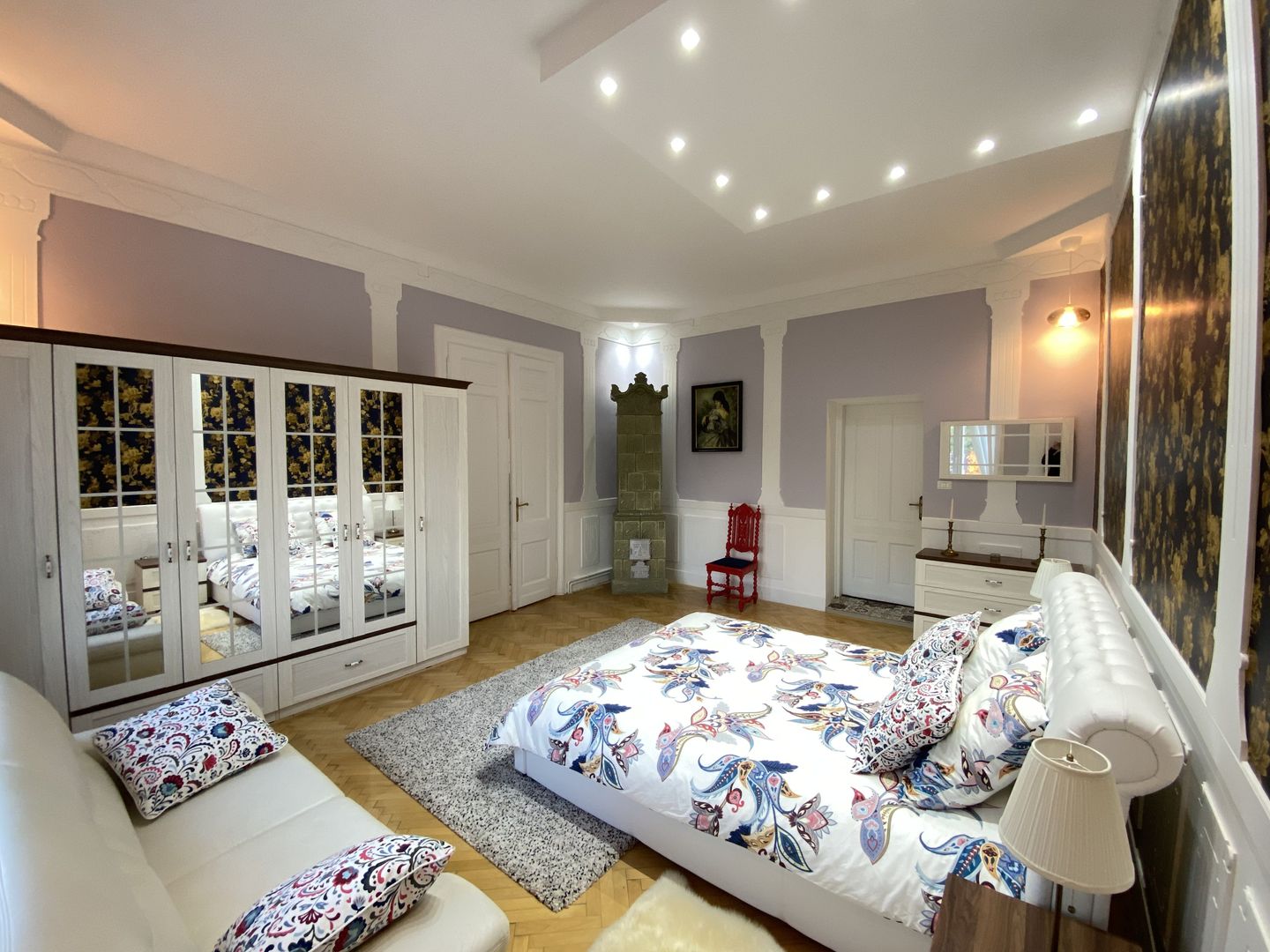 Cladire Istorica, 4 camere, 134 mp, Renovat, Zona Sinaia, Comision 0% - Poză 3