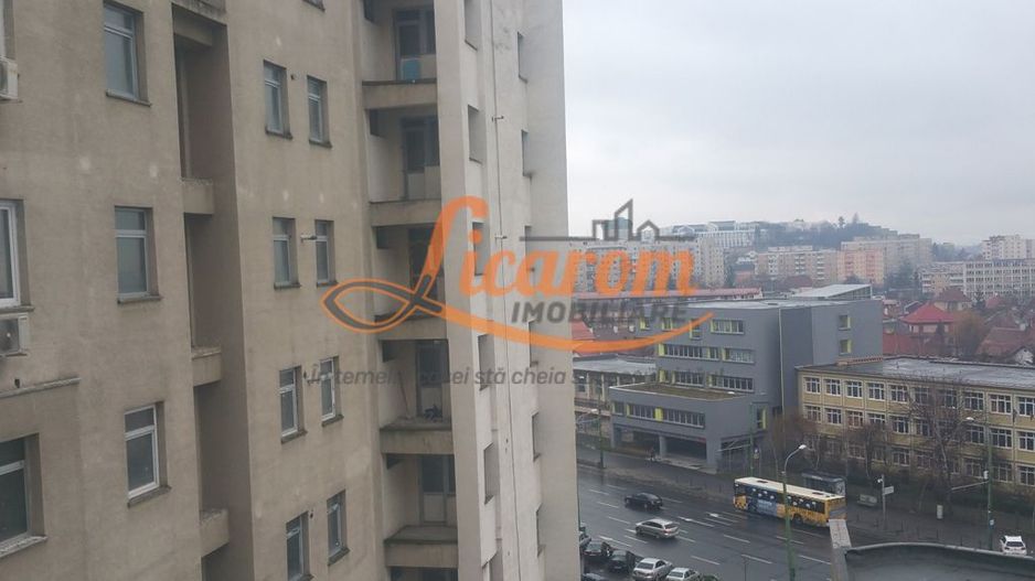 Spatiu de birou Centrul Civic  str Mihail Kogalniceanu pret 600 euro - Poză 2