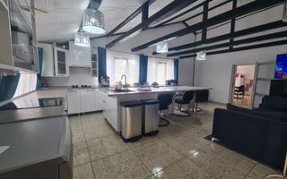 Casa + garaj + 5400 mp teren in Tomesti Goruni, zona de vis, nu rata - Poză 2