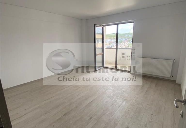 Ap. 1 camera Decomandat Bucium-Visan intabulat 0% comision - Poză 3