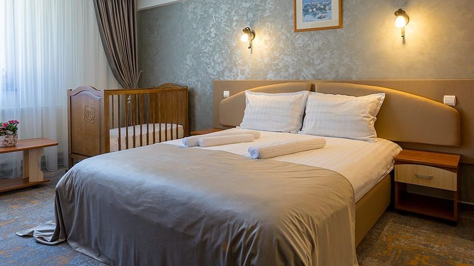 Pensiune / hotel de vanzare / parteneriat, Predeal, Brasov - Poză 13