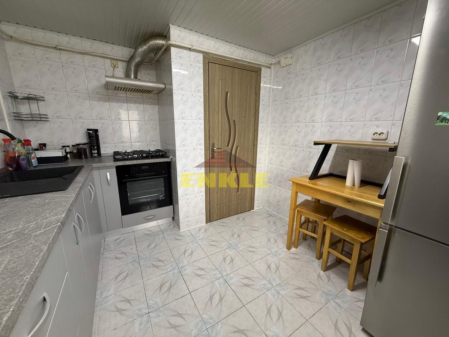 Apartament 2 camere decomandat – Zona Piața Mare - Poză 6