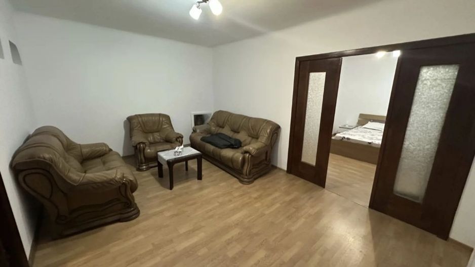 APARTAMENT IN VILA CURTE SI PARCARE ZONA UNIRII - Poză 1