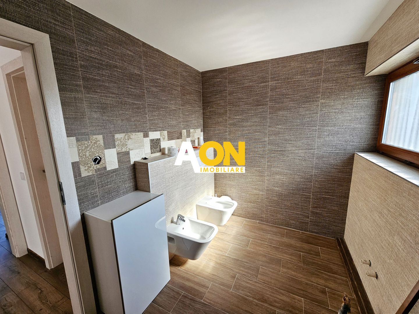 1/2  Duplex, 190 mp utili, 300 mp teren, Alba-Micesti - Poză 15