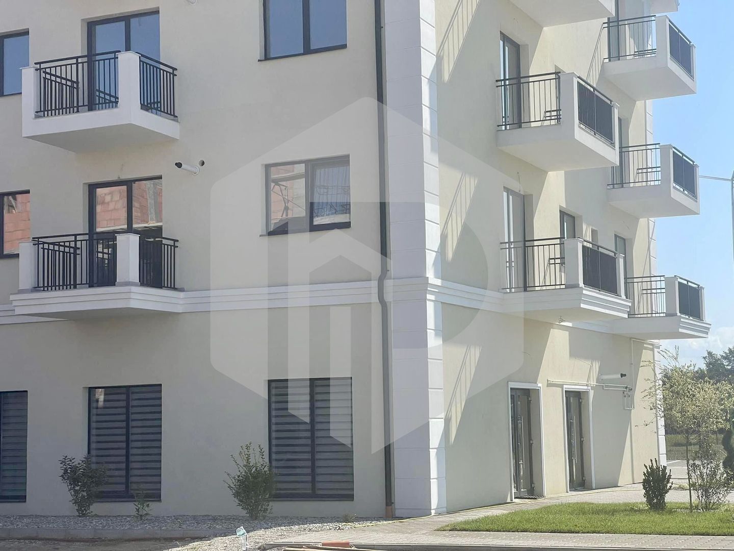 Selimbar | Etaj 1 | Apartament 2 camere | Boxa | Pictor Brana - Poză 8