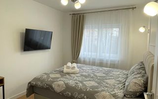 Apartament premium renovat 3 camere 2 bai etaj 1 si 2 boxe in Terezian - Poză 19