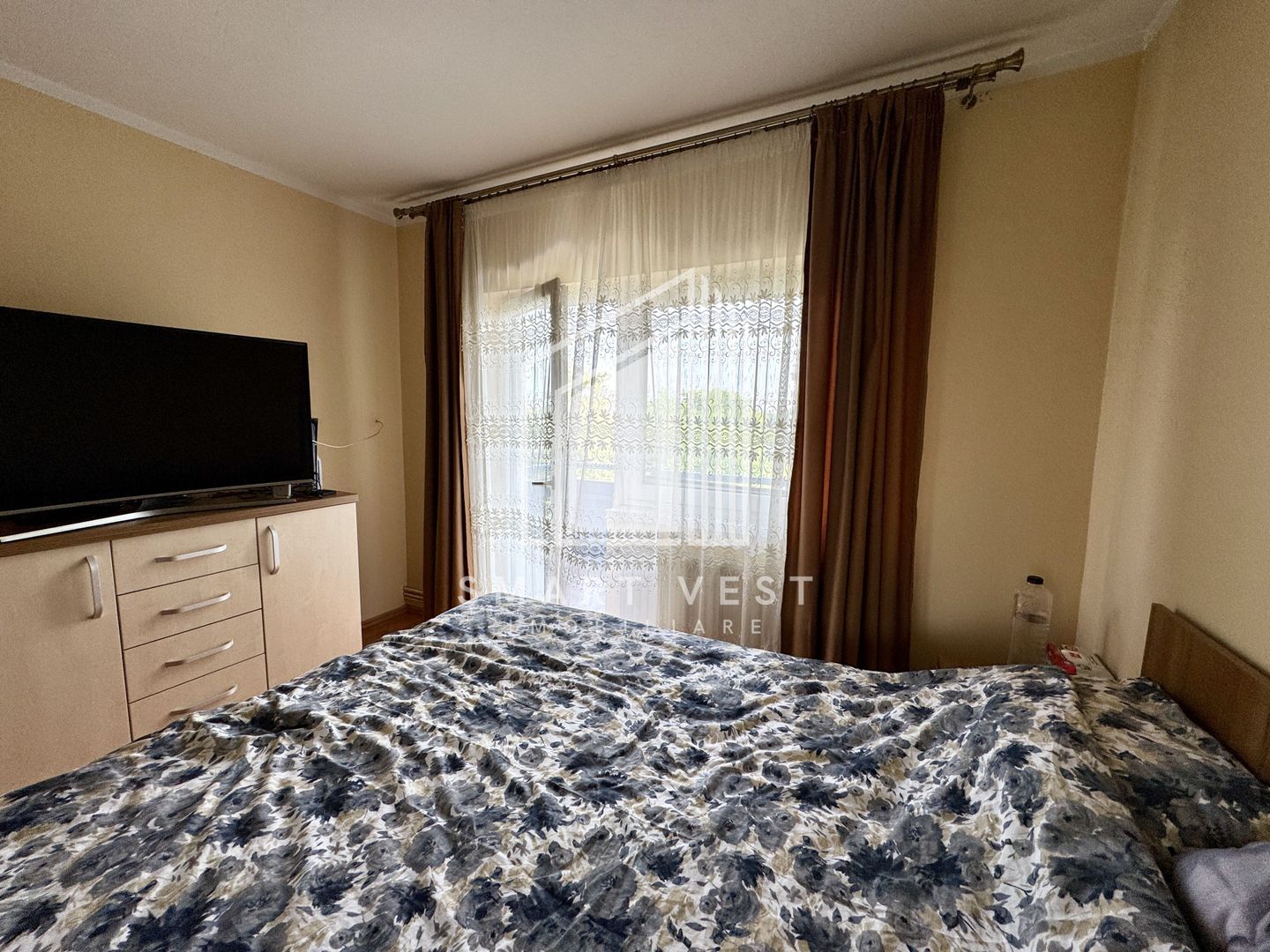 Apartament 3 camere decomandat de vanzare | Etajul 2 | Zona Micro 17 - Poză 2