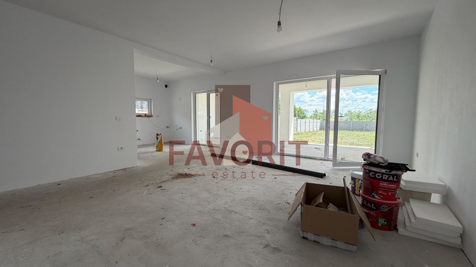 Casă Individuala | 3 camere | Toate utilitatile | Teren Generos | - Poză 2