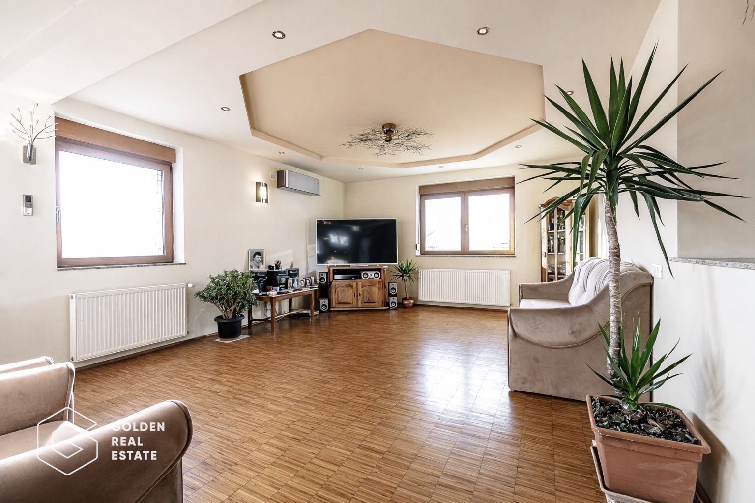 VILA  P+M Bujac, COMISION ZERO - Poză 10