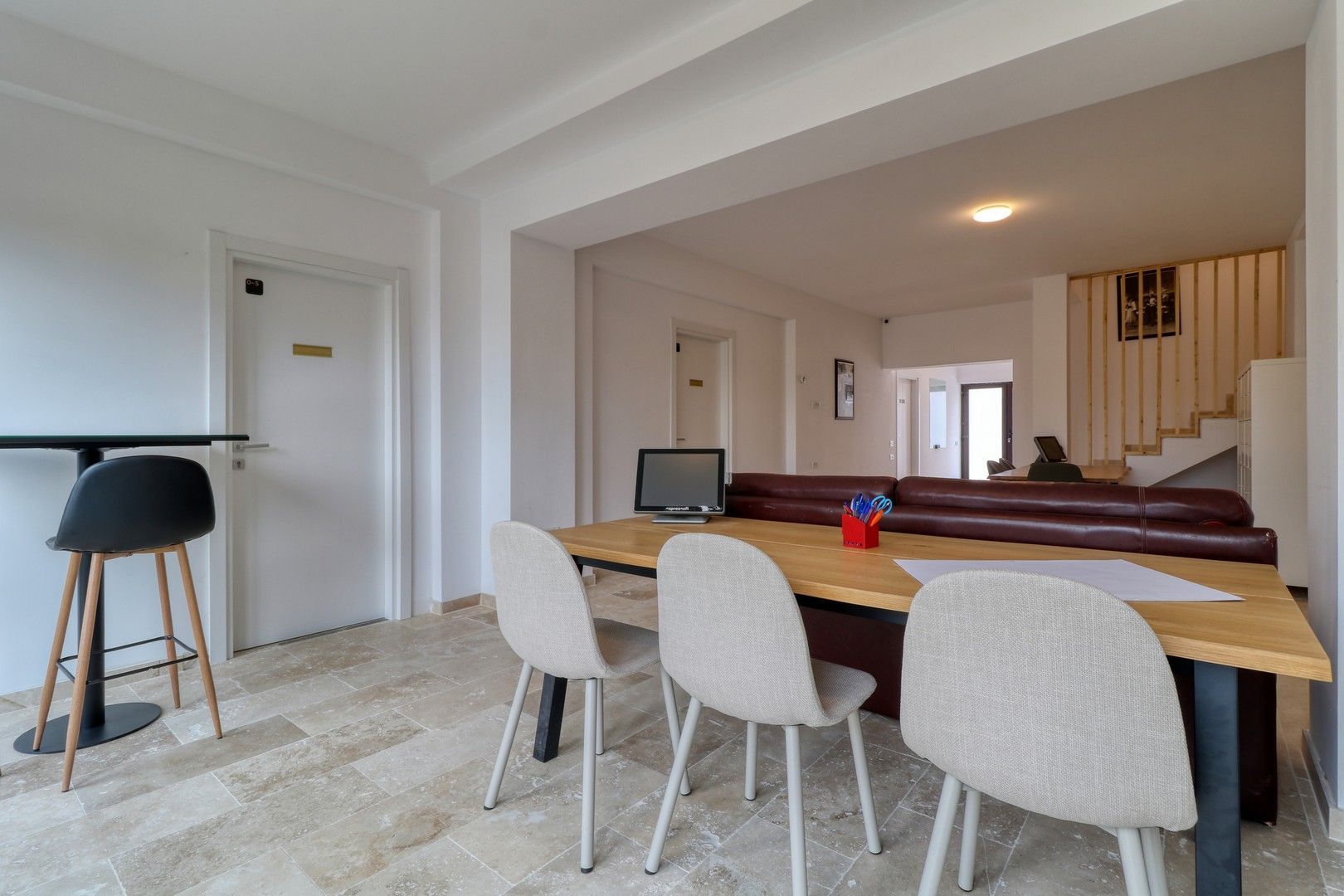 Corbeanca Business Center P+1+M | 19 camere | 400 mp utili/ 8 parcari - Poză 5