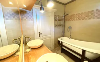 Vila 7 camere**Lake view**Ponton privat**Piscina**Teren 933 MP//Balotesti - Poză 27