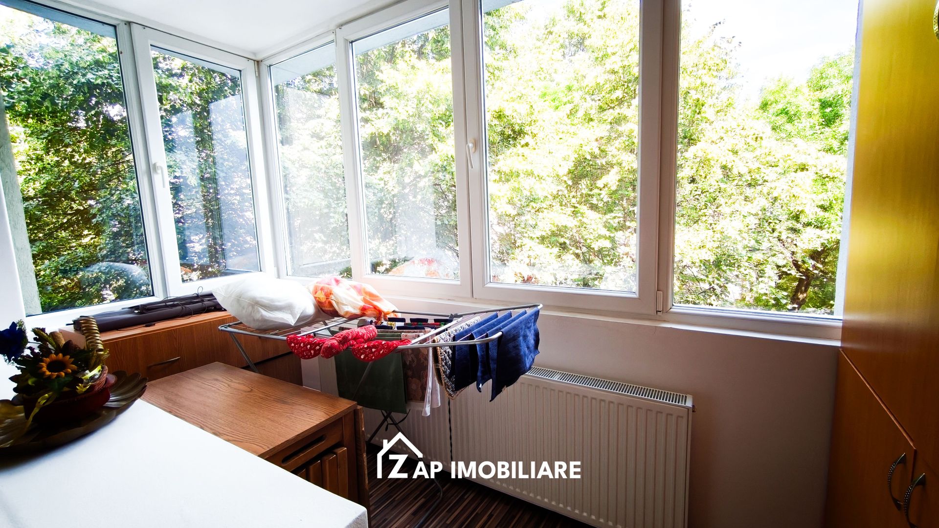 Tudor - Apartament 3 camere confort 1 - Str Moldovei - - Poză 8