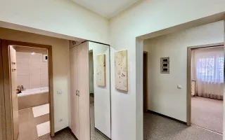 Apartament de închiriat în Sibiu – 3 camere, decomandat, 2 băi, 80 mp - Poză 16