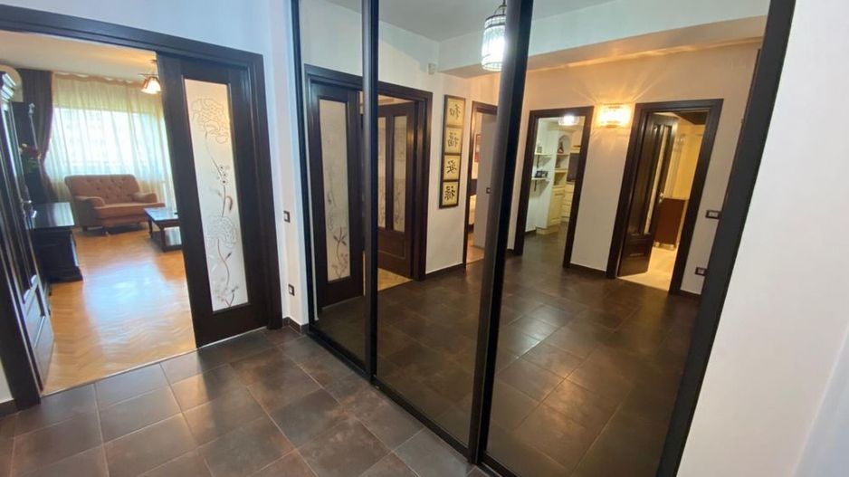 Apartament 2 Camere Unirii, Vedere Panoramică Zepter | Bloc Monolit 1997, 75mp - Poză 5