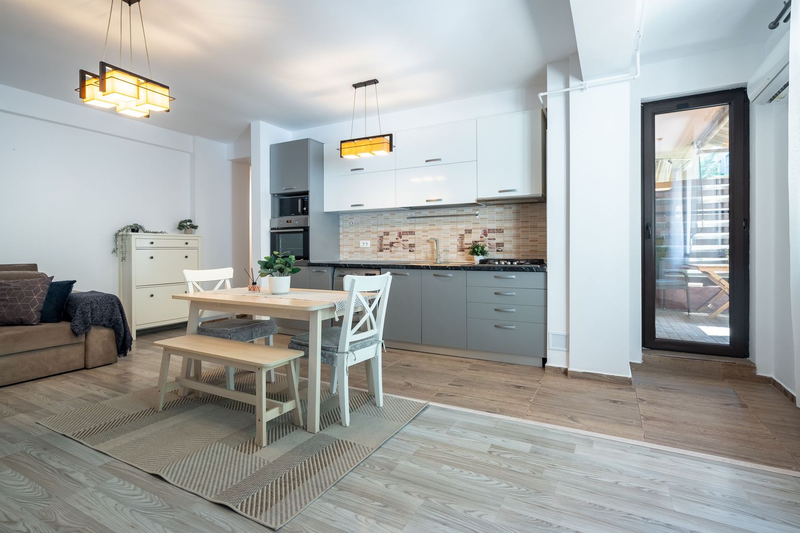 COMISION0% - 2 camere - curte 36mp - loc parcare - Ozana - str. Fetesti - Poză 8