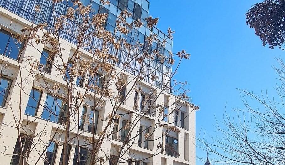 Apartament 3 camere - Piața Victoriei - curte 30mp  - 113mp utili - Poză 15