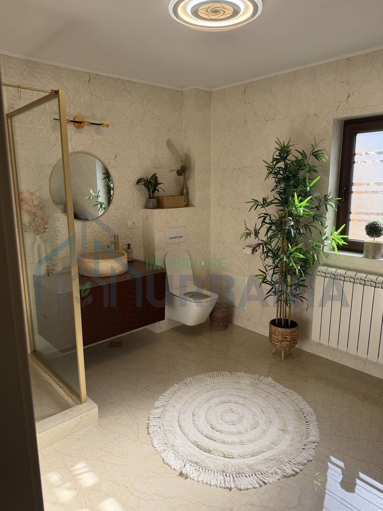 Vilă Single Horpaz – Construcție 2010, 4 camere, 185 mp utili, teren 600 mp - Poză 8