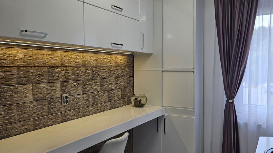 Apartament 3 camere,2 bai,70 mp,bloc izolat ,cartier,Tudor - Poză 16