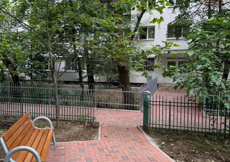 2 camere Piata Minis, etaj 2, pet friendly, pret negociabil - Poză 6