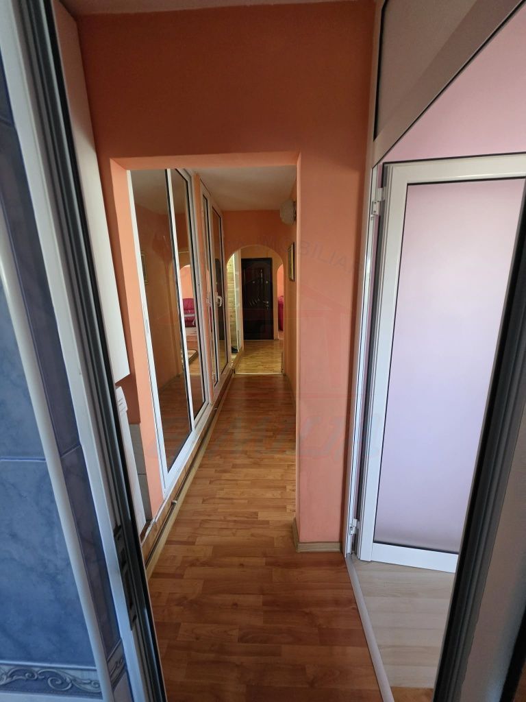 Vanzare apartament 3 camere, IREG, 84mp, 80.000 EURO - Poză 6