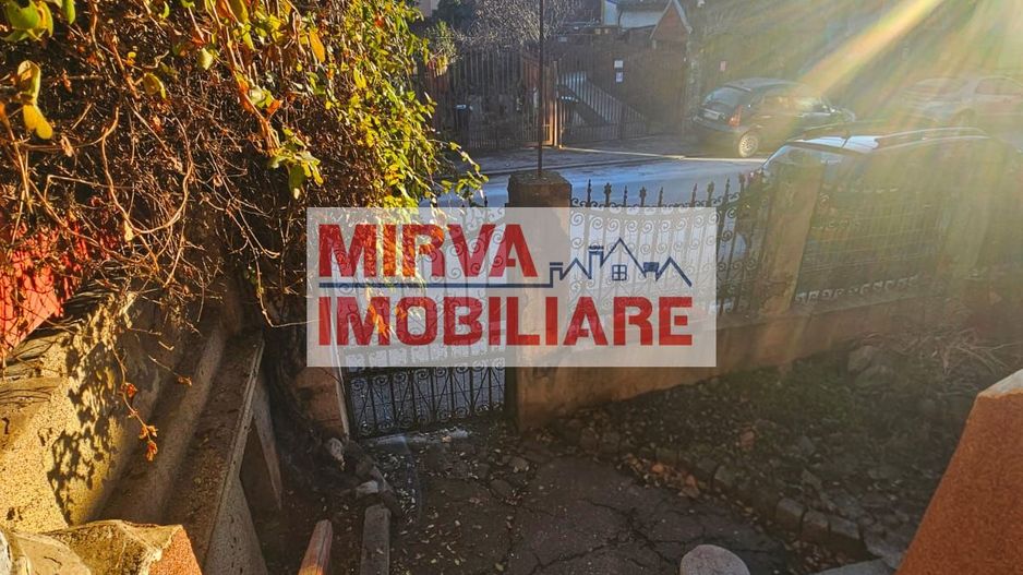 Casă cu arhitectură interbelică, 5 camere, teren 409 mp – Central - Poză 46