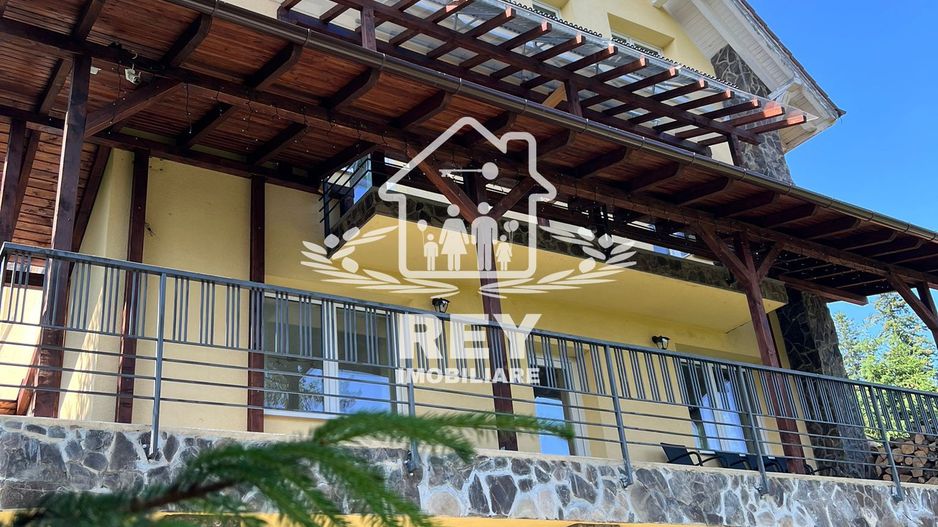 Casă de vacanța / Vilă în Păltiniș cu piscina acoperită și încălzită - Poză 2