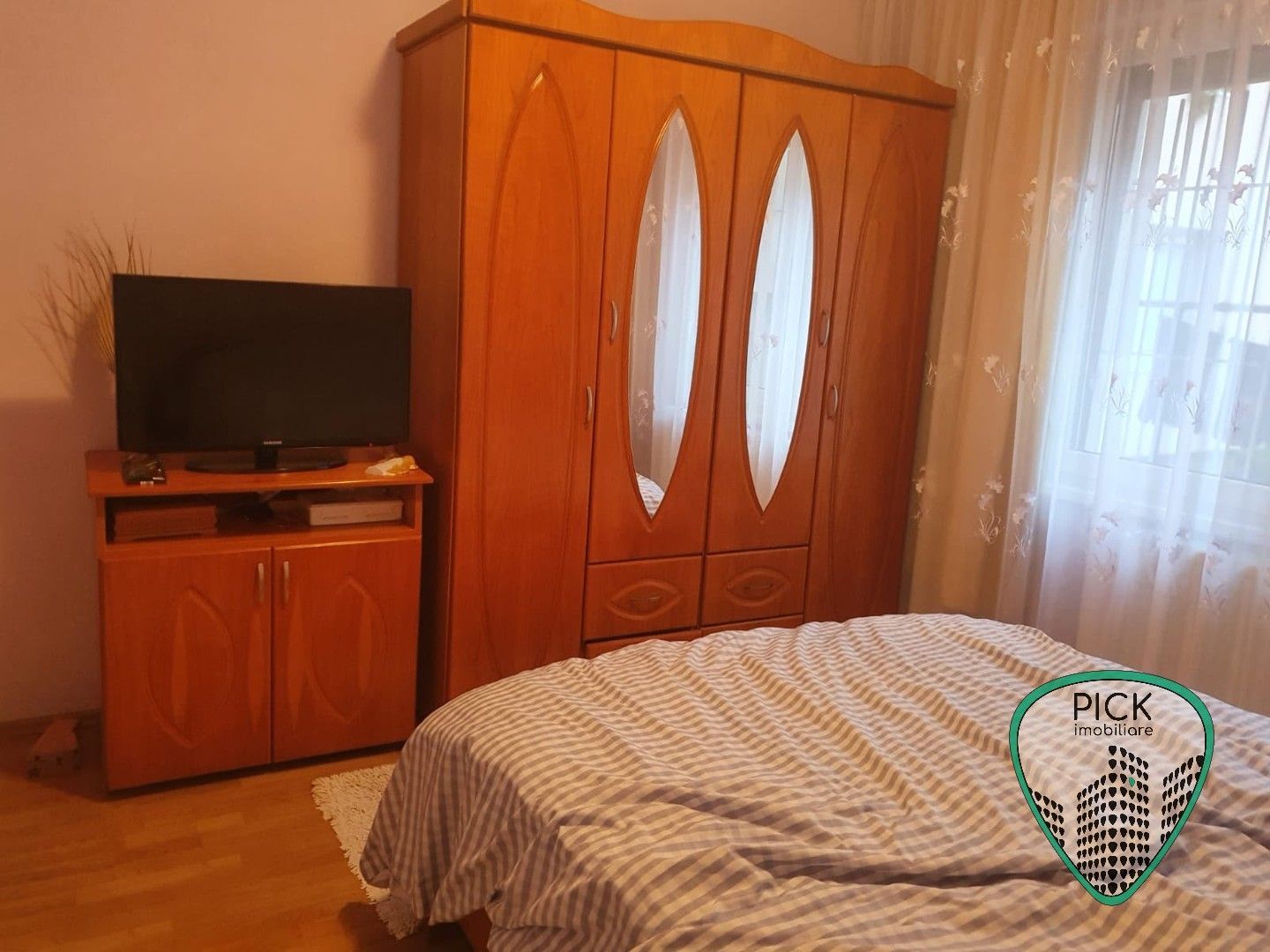 P 1238 - Apartament cu 3 camere în Târgu Mureș - Tudor, Corina - Poză 6