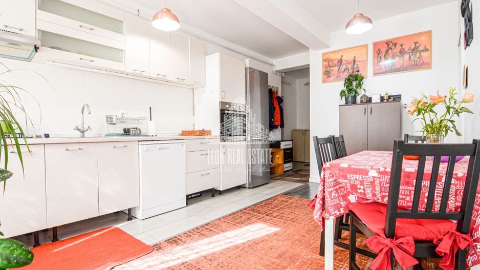 Apartament cu 2 dormitoare si loc de parcare in Floresti, zona Terra - Poză 3