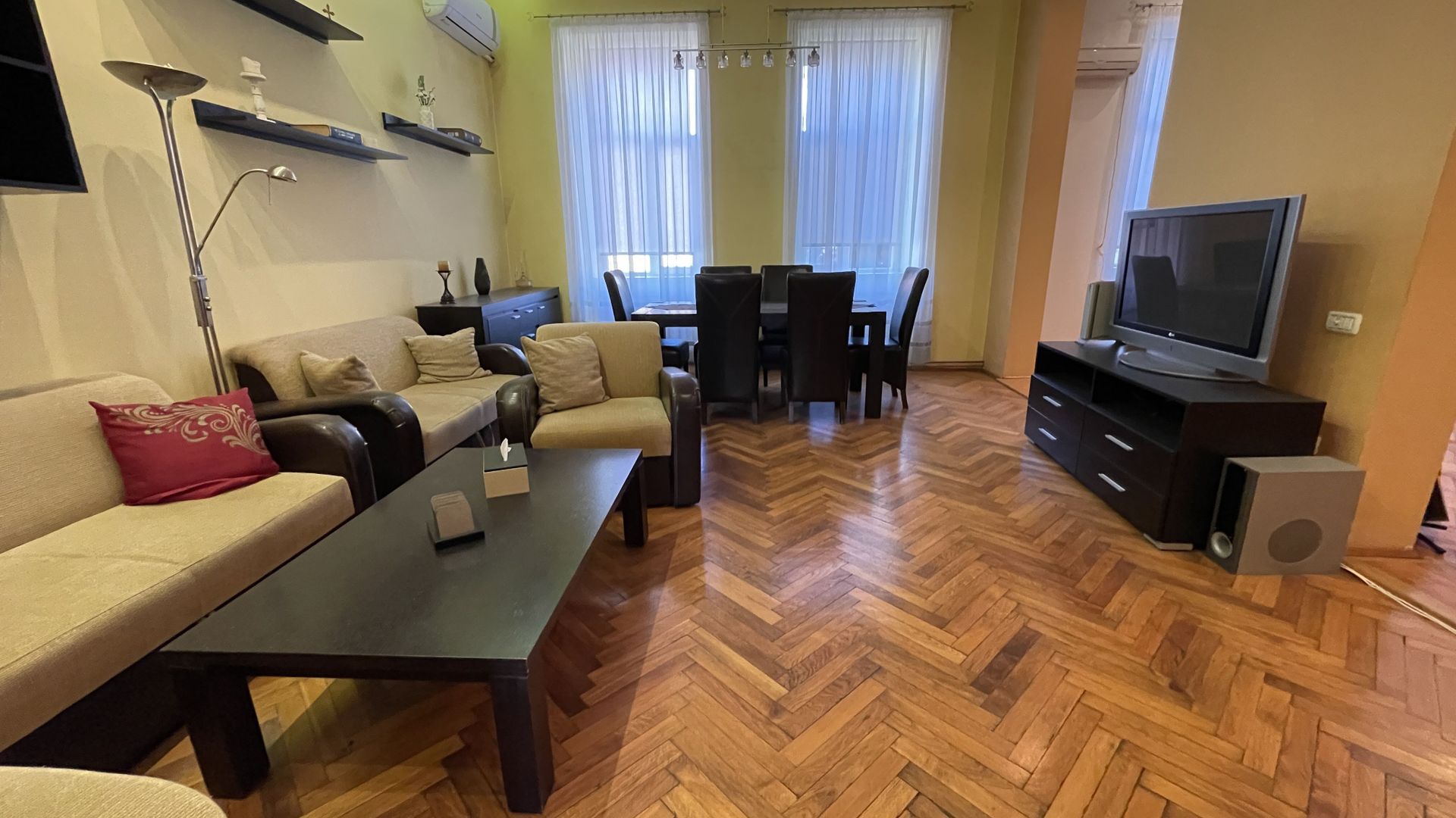 Apartament  spatios de vanzare intr-o cladire istorica - Poză 4