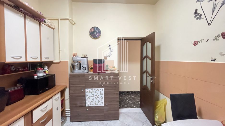 Apartament 3 camere | Etaj 2 | Zona centrala - Poză 13