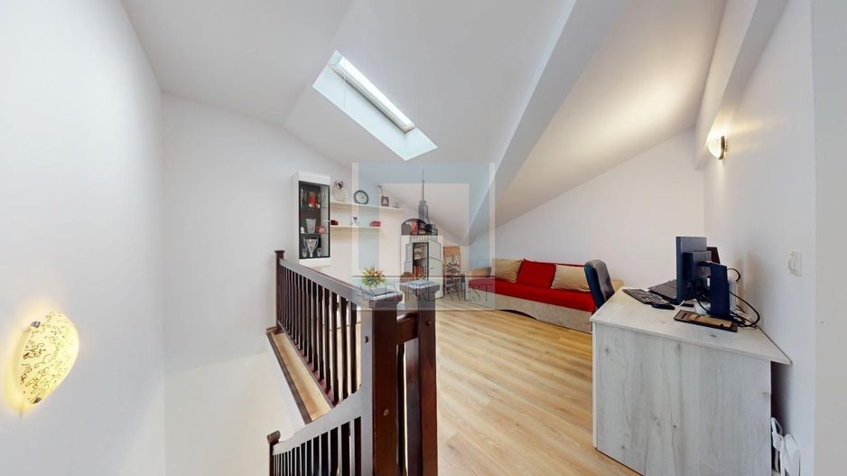 Apartament 3 camere, 121 mp,2 bai, 3 balcoane-zona Subcetate/Sanpetru - Poză 5