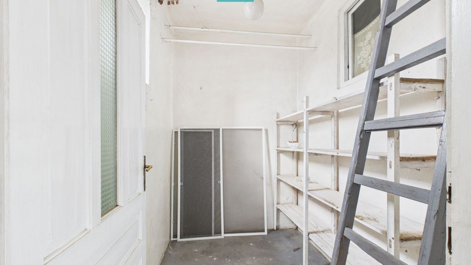 Casă cu teren generos, zonă centrală, Curtici - Poză 15