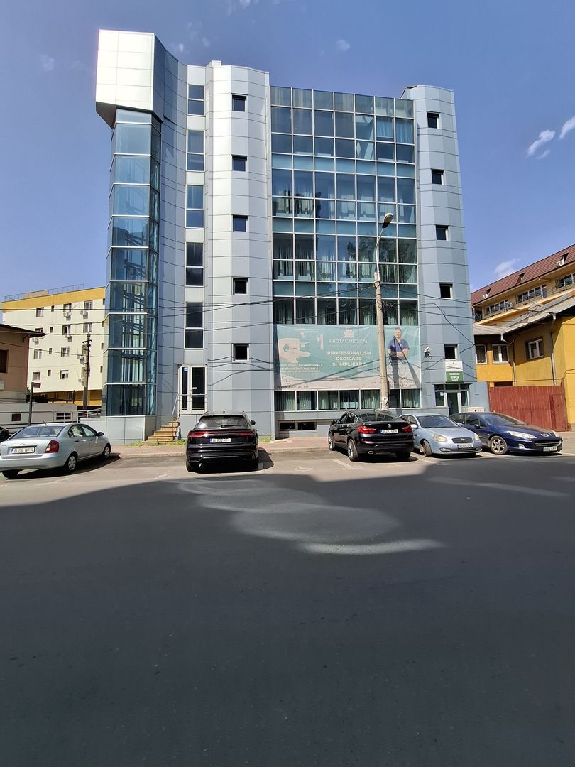 Cladire Moderna  Individuala de  Birouri Nerva Traian Timpuri Noi L295 - Schiță 1