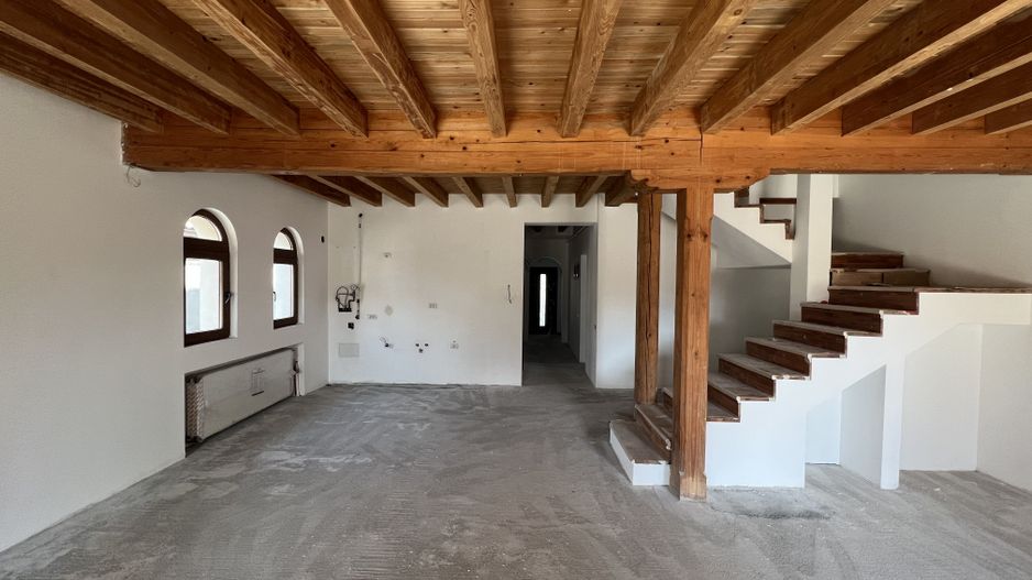 Vila 6 camere cu piscina - Mogosoaia - Poză 1