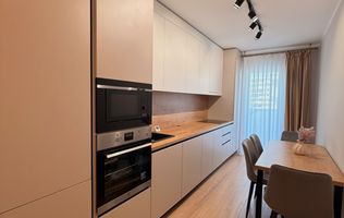 Apartament ultramodern / etaj intermediar / Zona Eroilor