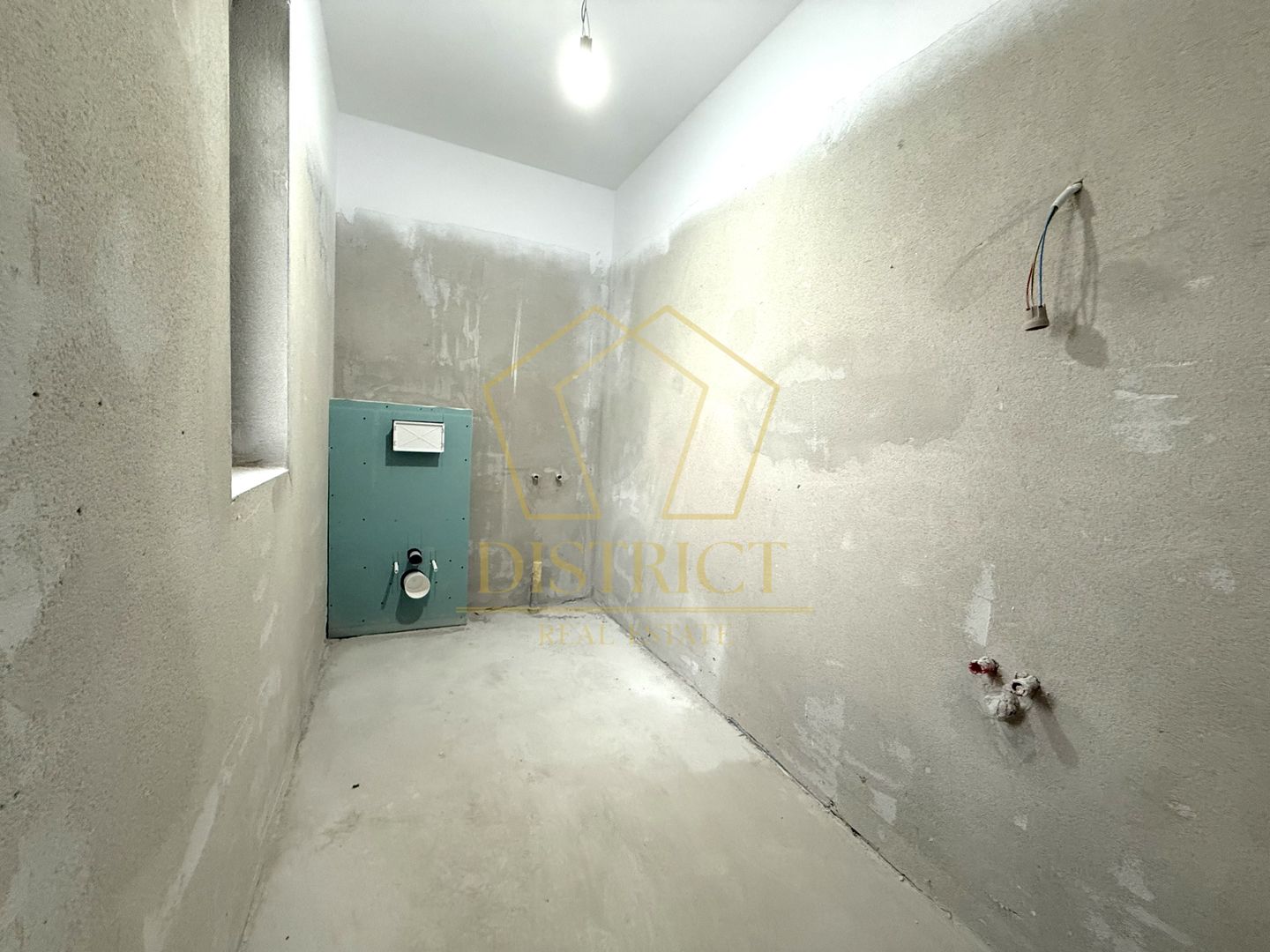 Duplex despartit prin camera tehnica cu 4 camere | Giroc - Poză 10