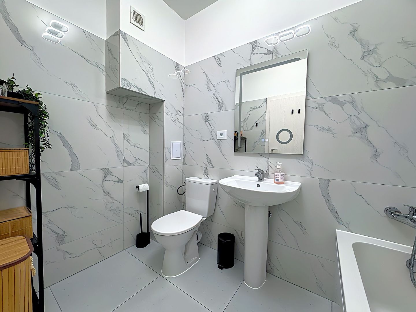 Pallady 2 camere decomandat bucatarie inchisa incalzire in pardoseala - Poză 12