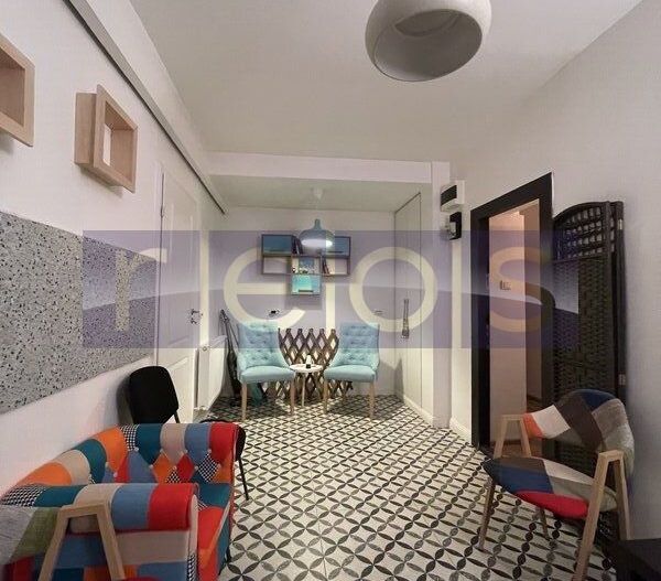DE VÂNZARE APARTAMENT 4 CAMERE | ZONA CAPITALE - Poză 2