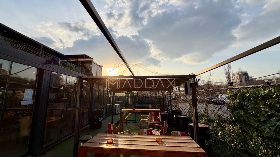 Spatiu Comercial  *731mp* / VAD stradal 31m / 19 locuri de parcare // Unirii - Poză 4