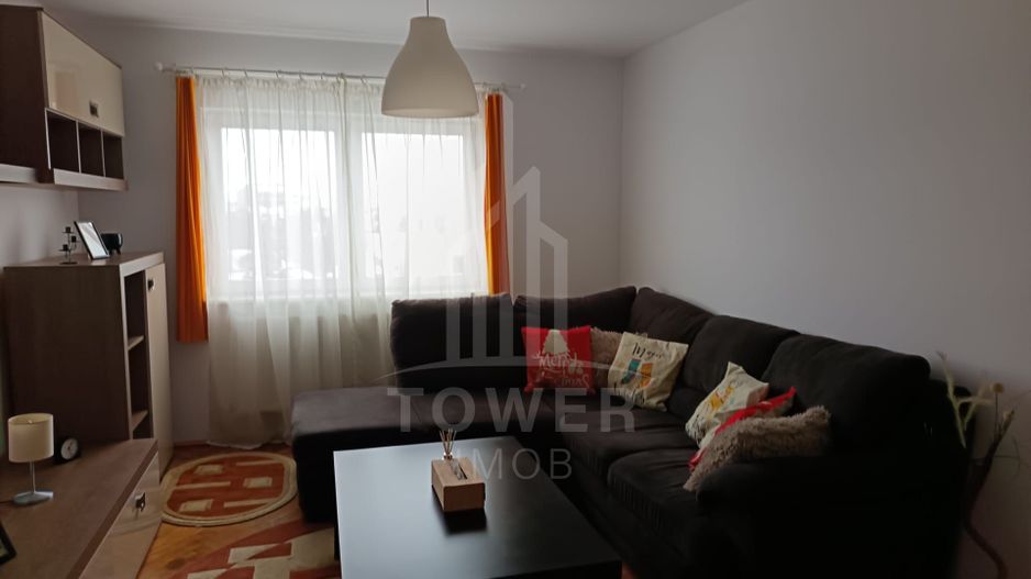 Apartament 2 camere - zona Sub Arini - Poză 2