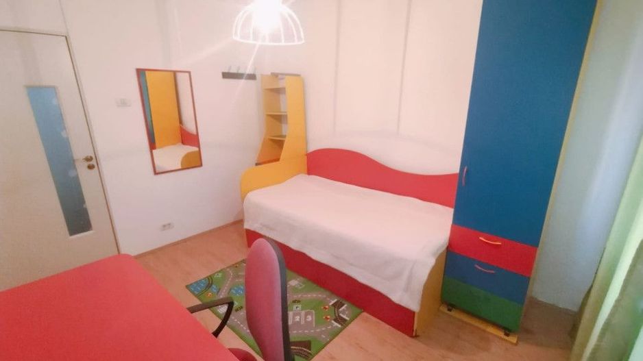 Apartament 3 camere, etaj 1, aproape de Facultate, zona Micalaca - Poză 11