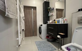 Apartament 3 camere 83 mp utili curte si 2 locuri parcare in Selimbar - Poză 10